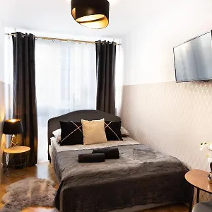 Хостел Clicktheflat Pereca Centre, Варшава